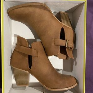 Adorable Brown Suede Booties NEVER WORN